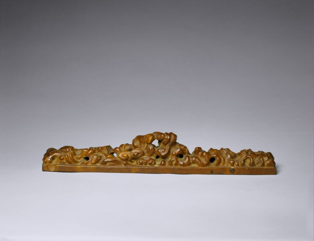 图片[1]-Birch carved ganoderma lucidum long scale-China Archive